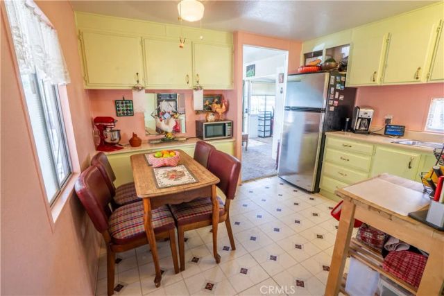 1120 E Mission 20, Fallbrook, CA 92028