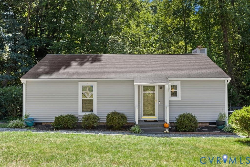 10107 Redbridge Rd, Midlothian, VA 23236