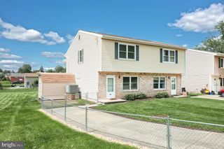 426 MANOR ST, Hanover, PA 17331