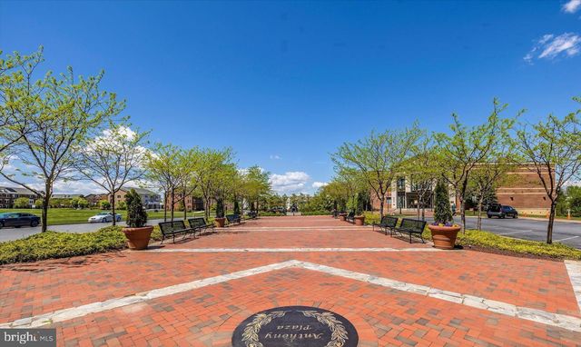 8693 SATINWOOD DR, Frederick, MD 21704