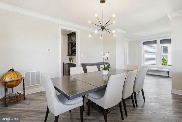 8693 SATINWOOD DR, Frederick, MD 21704
