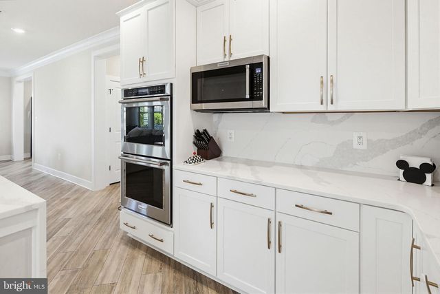 8693 SATINWOOD DR, Frederick, MD 21704