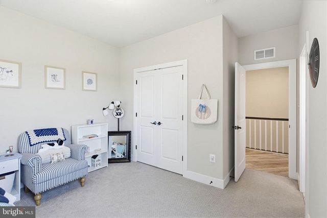 8693 SATINWOOD DR, Frederick, MD 21704