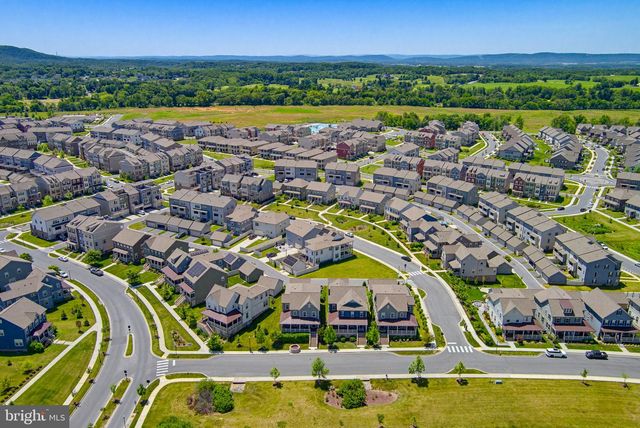 8693 SATINWOOD DR, Frederick, MD 21704