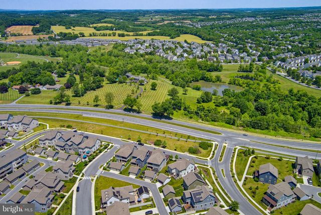 8693 SATINWOOD DR, Frederick, MD 21704