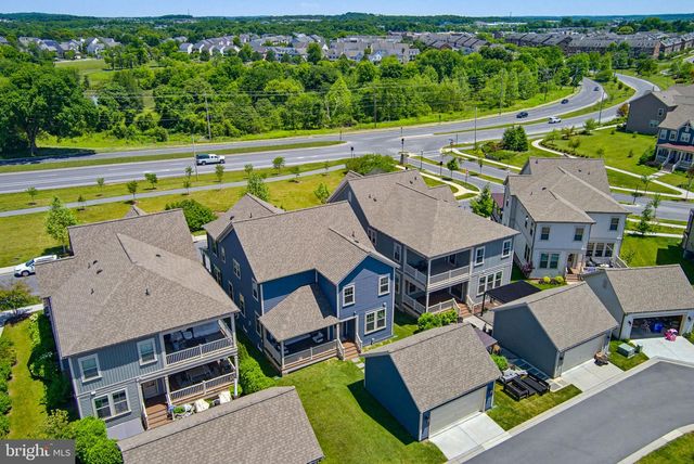 8693 SATINWOOD DR, Frederick, MD 21704