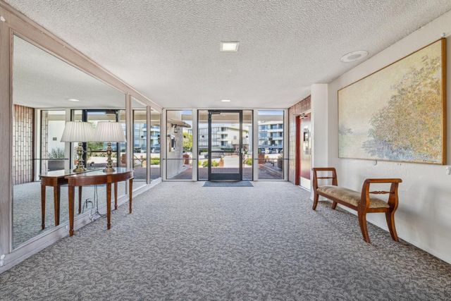 1550 Frontera Way 119, Millbrae, CA 94030