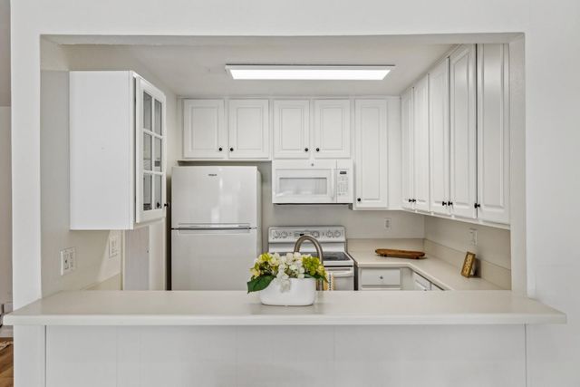 1550 Frontera Way 119, Millbrae, CA 94030