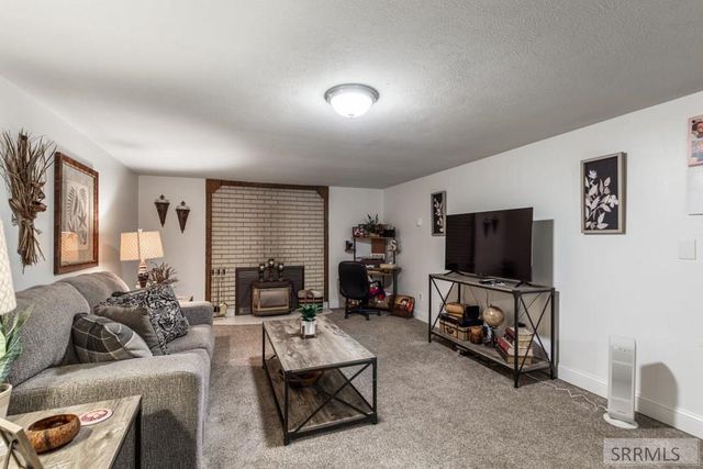 138 Eastview Drive, Idaho Falls, ID 83401