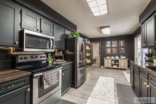 138 Eastview Drive, Idaho Falls, ID 83401