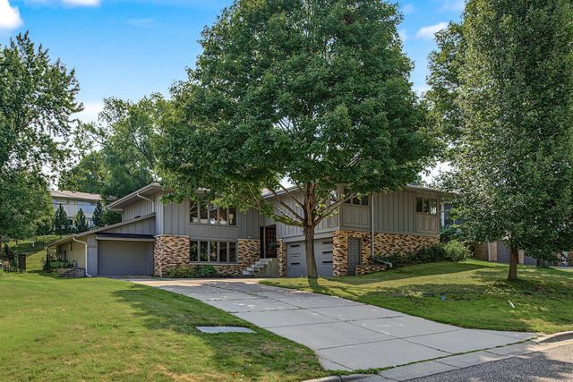 3517 Coolidge Street NE, Saint Anthony, MN 55418