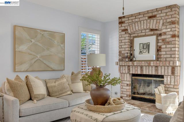 3019 Boardwalk St, Pleasanton, CA 94588