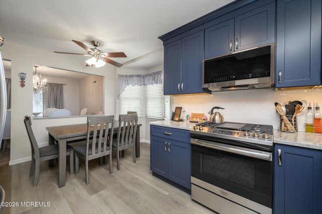 53 Danbury Road, Tinton Falls, NJ 07753