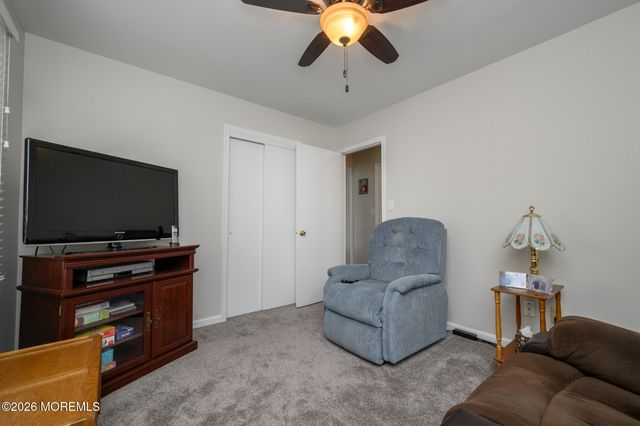 53 Danbury Road, Tinton Falls, NJ 07753
