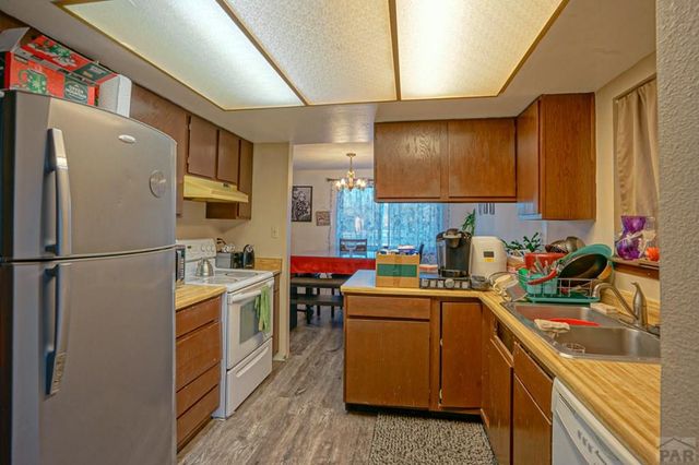 925 Russell Ave, Walsenburg, CO 81089