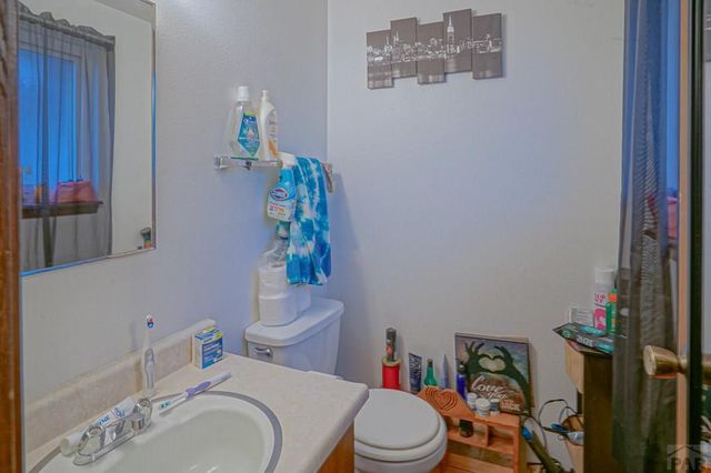 925 Russell Ave, Walsenburg, CO 81089