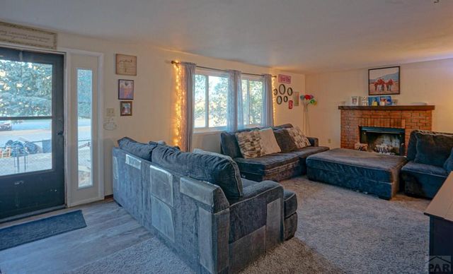 925 Russell Ave, Walsenburg, CO 81089