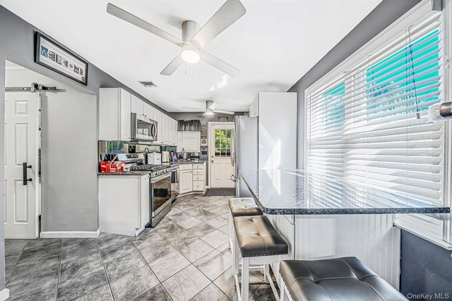 1528 Baldwin Boulevard, Bay Shore, NY 11706