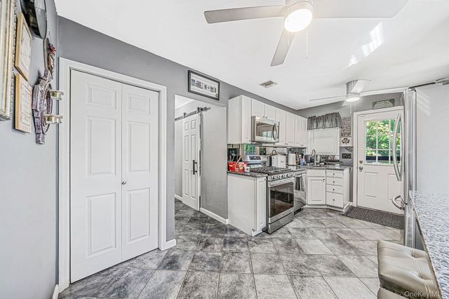 1528 Baldwin Boulevard, Bay Shore, NY 11706
