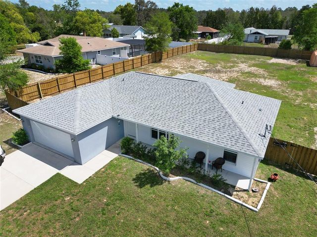 8442 PINEWOOD AVENUE, Brooksville, FL 34613