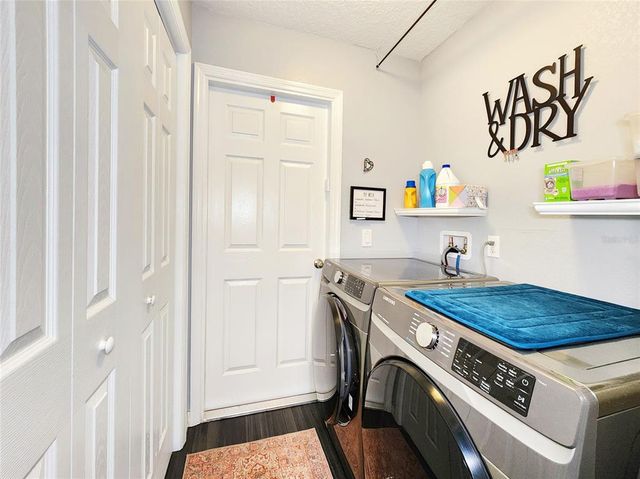 8442 PINEWOOD AVENUE, Brooksville, FL 34613