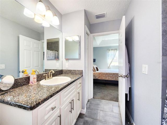 8442 PINEWOOD AVENUE, Brooksville, FL 34613