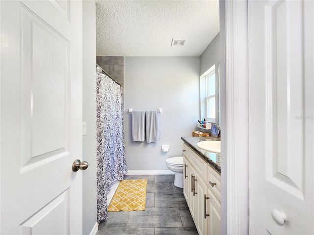 8442 PINEWOOD AVENUE, Brooksville, FL 34613