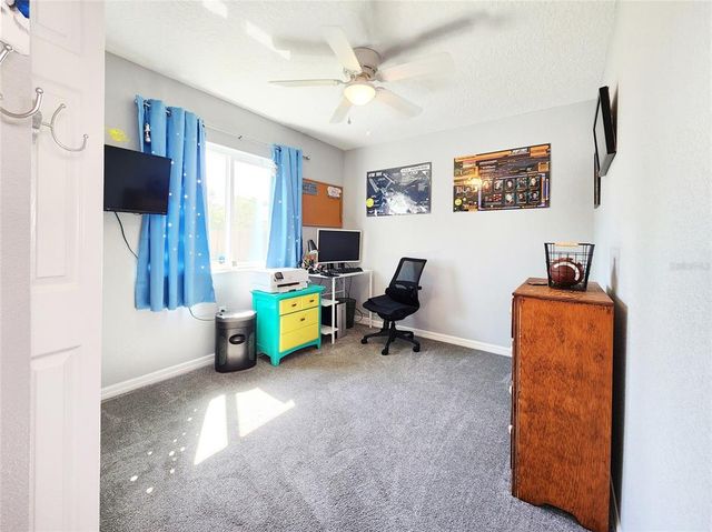 8442 PINEWOOD AVENUE, Brooksville, FL 34613