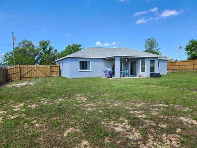 8442 PINEWOOD AVENUE, Brooksville, FL 34613