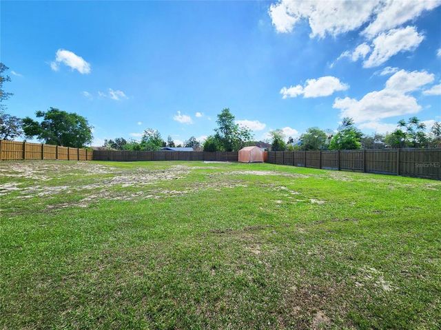 8442 PINEWOOD AVENUE, Brooksville, FL 34613