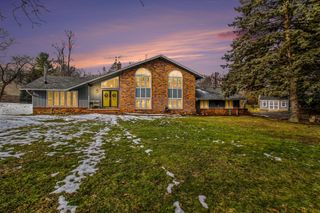 5060 Glenway Drive, Genoa Twp, MI 48116