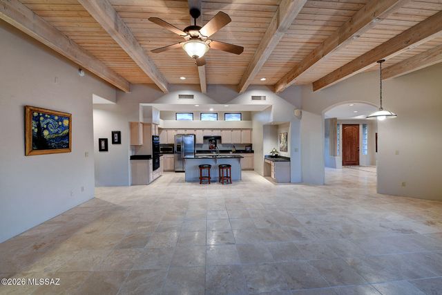 5500 N Hacienda Del Sol Road, Tucson, AZ 85718