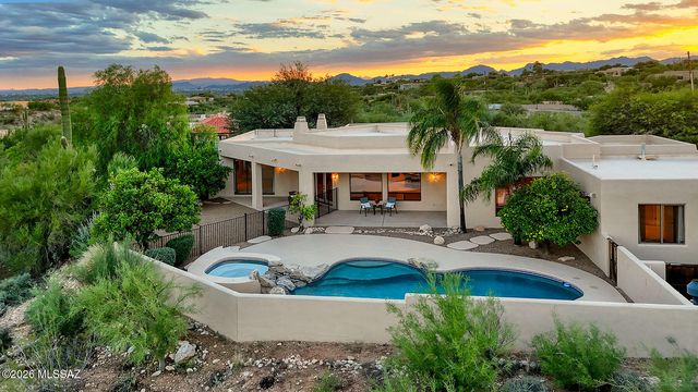 5500 N Hacienda Del Sol Road, Tucson, AZ 85718