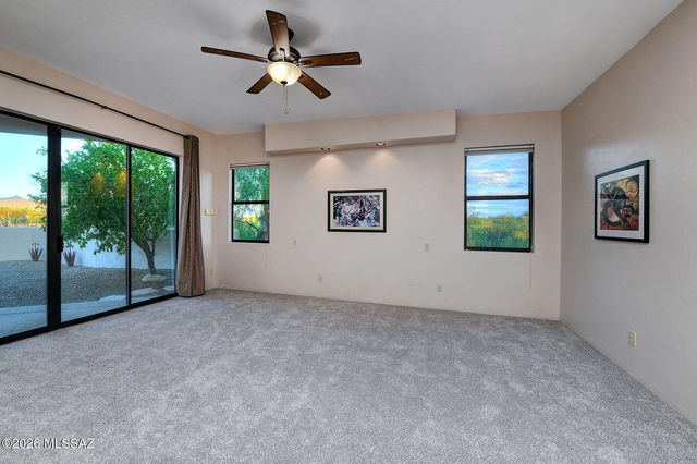 5500 N Hacienda Del Sol Road, Tucson, AZ 85718