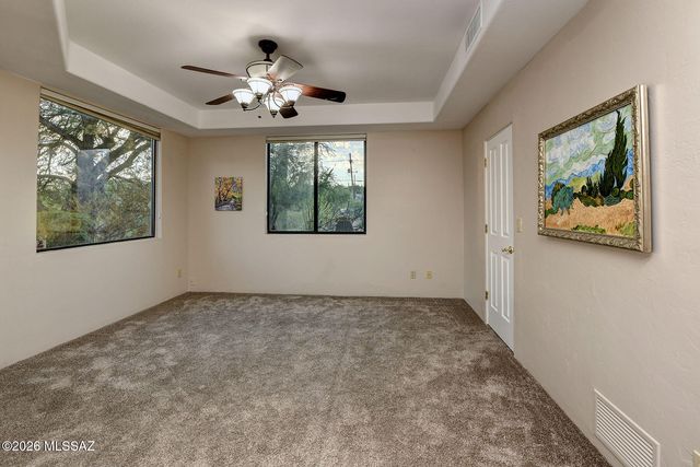 5500 N Hacienda Del Sol Road, Tucson, AZ 85718
