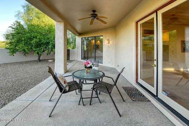5500 N Hacienda Del Sol Road, Tucson, AZ 85718