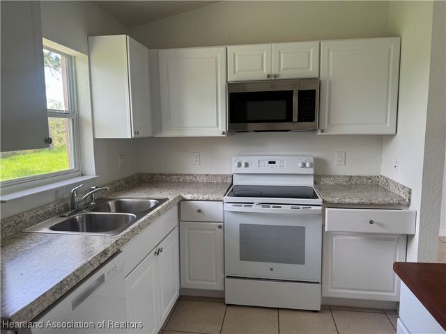 1411 Bittersweet Street, Lake Placid, FL 33852