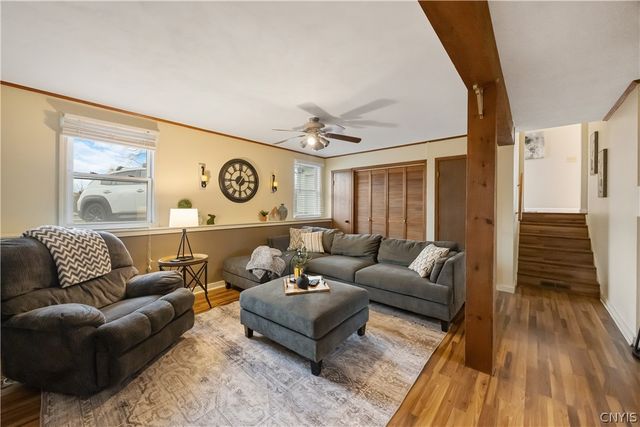 8346 Sextant Drive, Clay, NY 13027