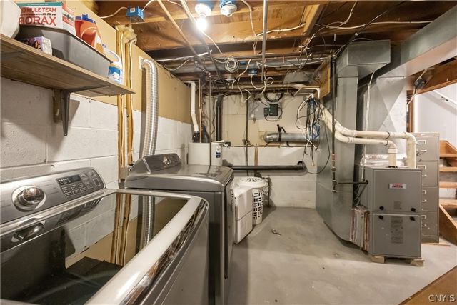 8346 Sextant Drive, Clay, NY 13027