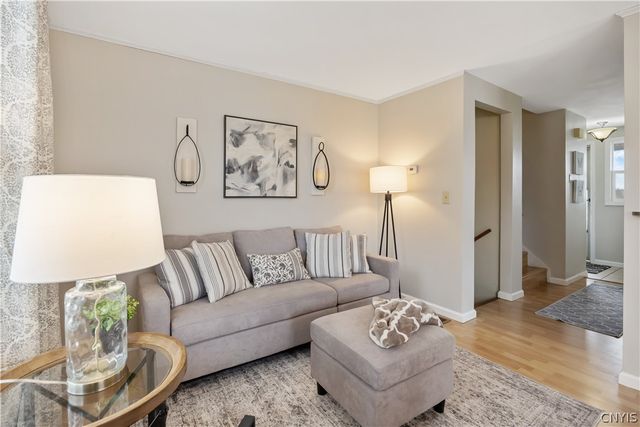 8346 Sextant Drive, Clay, NY 13027