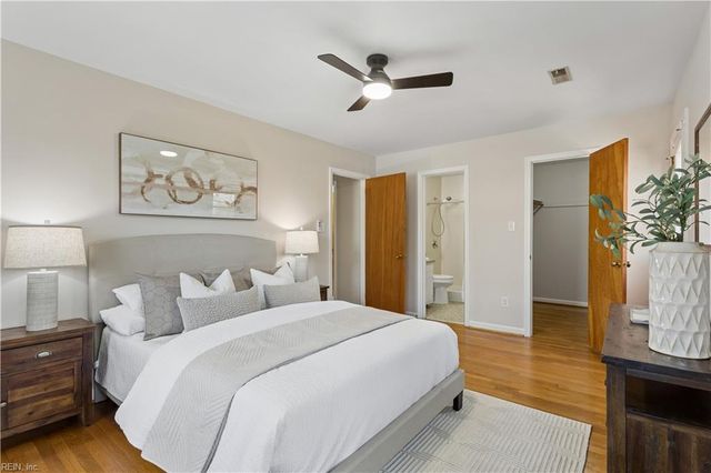 879 Loraine DR, Newport News, VA 23608