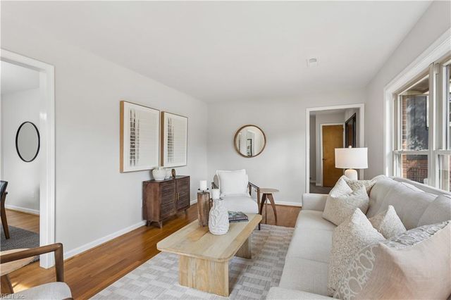 879 Loraine DR, Newport News, VA 23608