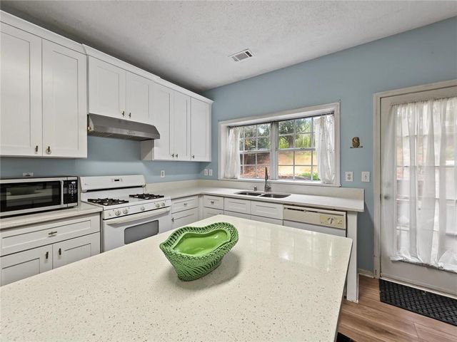 5810 Haterleigh Drive, Johns Creek, GA 30005
