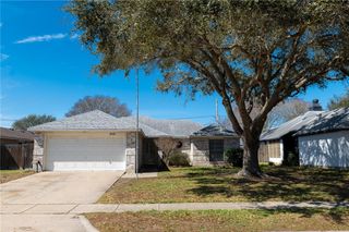2121 Dorsey St, Corpus Christi, TX 78414