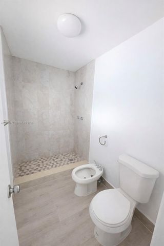 1220 SW 78th Ave, Miami, FL 33144