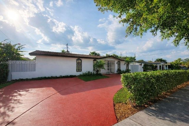 1220 SW 78th Ave, Miami, FL 33144