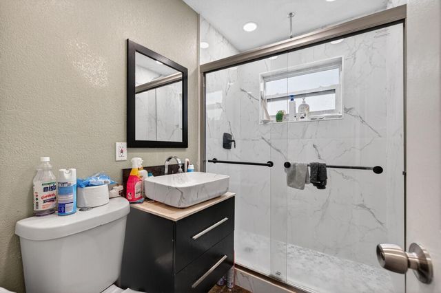 300 SW 25th Avenue, Fort Lauderdale, FL 33312