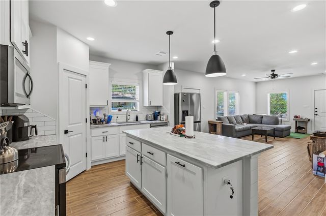 608 Banks Street, College Station, TX 77840