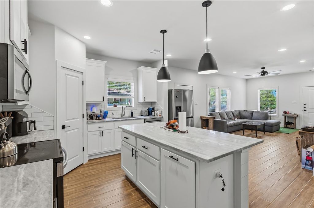 608 Banks Street, College Station, TX 77840 — photo 4