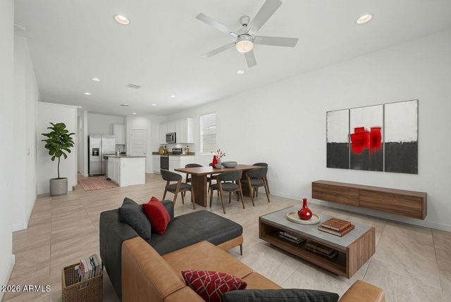1816 W SOMBRA Avenue, Apache Junction, AZ 85120
